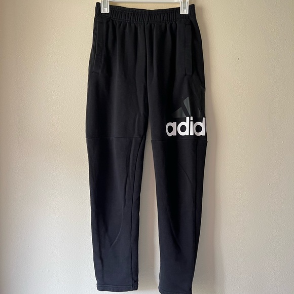 adidas Other - adidas essential logo sweatpants